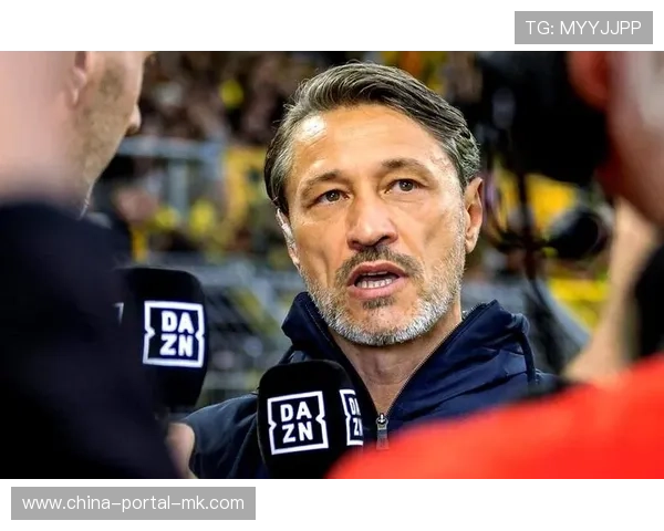 亚特兰大主帅帕拉迪诺赛后拒绝与多特蒙德主帅科瓦奇握手，引发争议